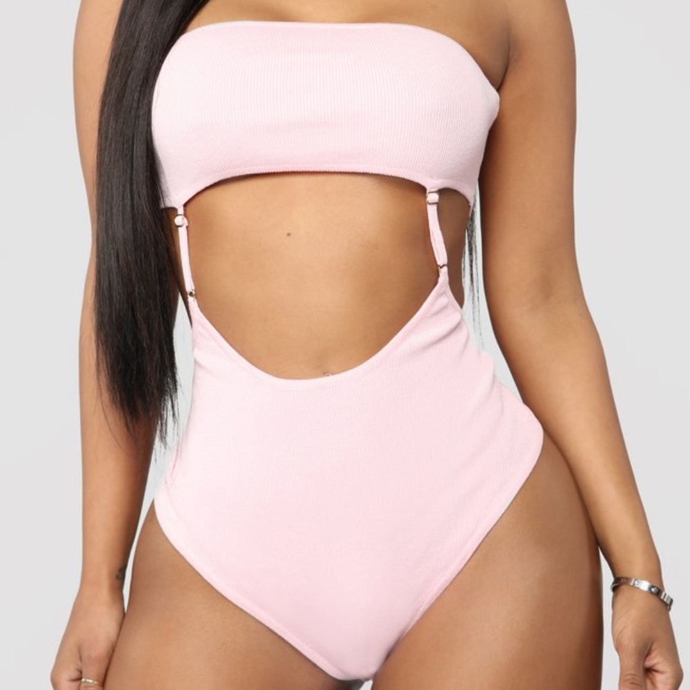 Strapless Baby pink body suit